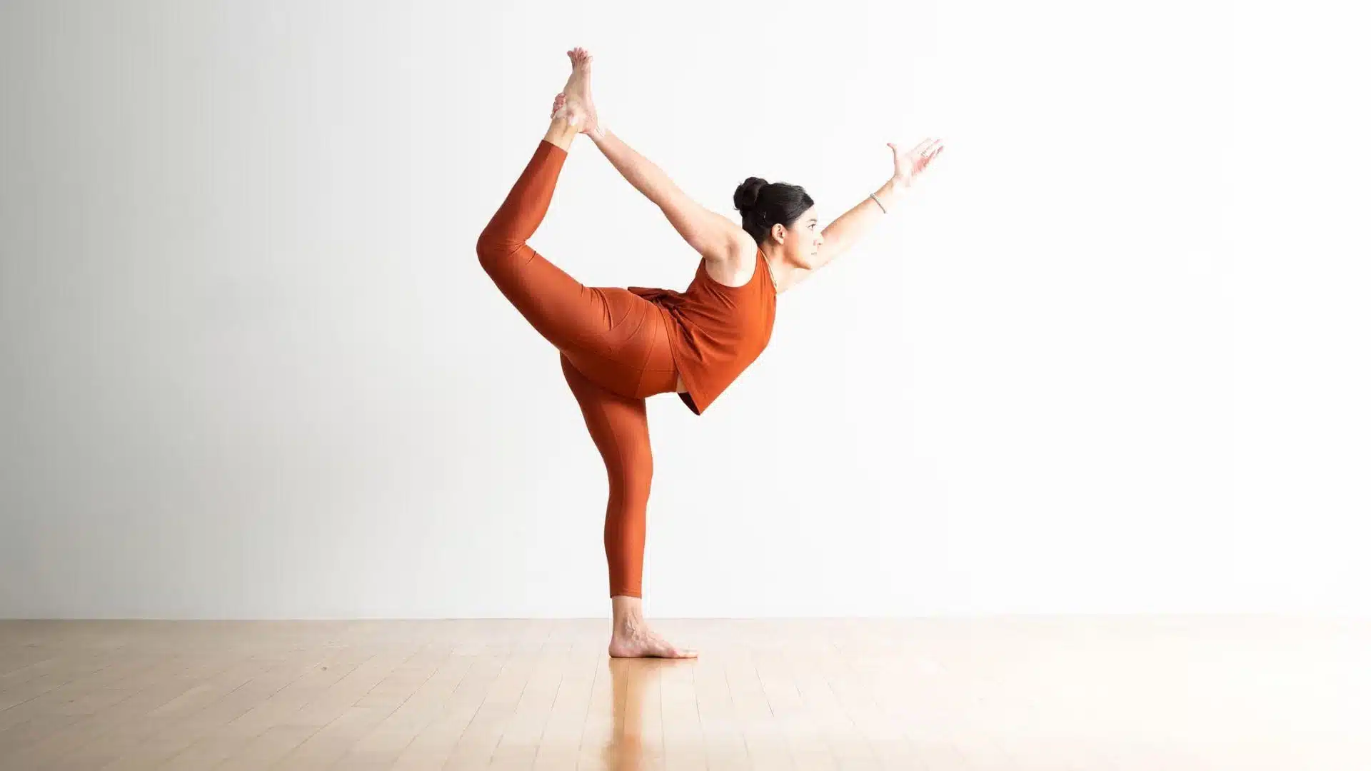 Dancer’s Pose (Natarajasana)