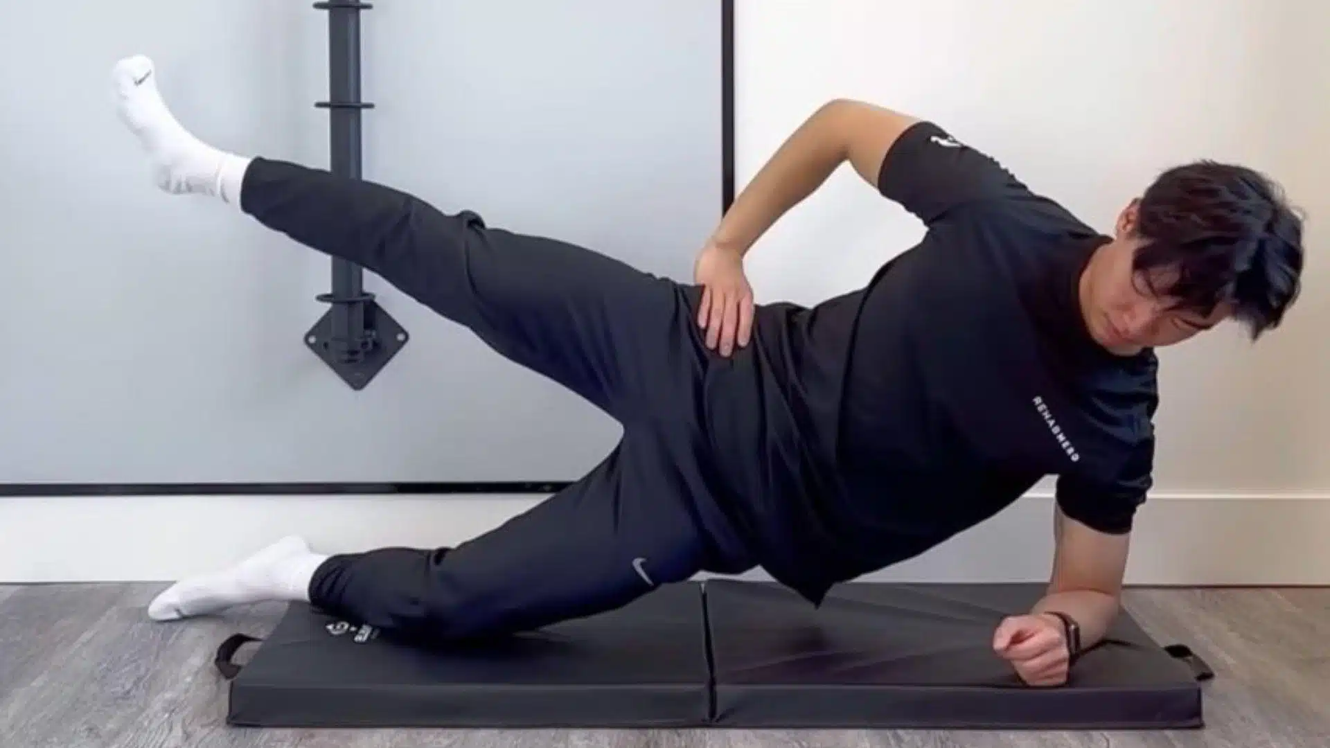 Side Plank with Leg Lift