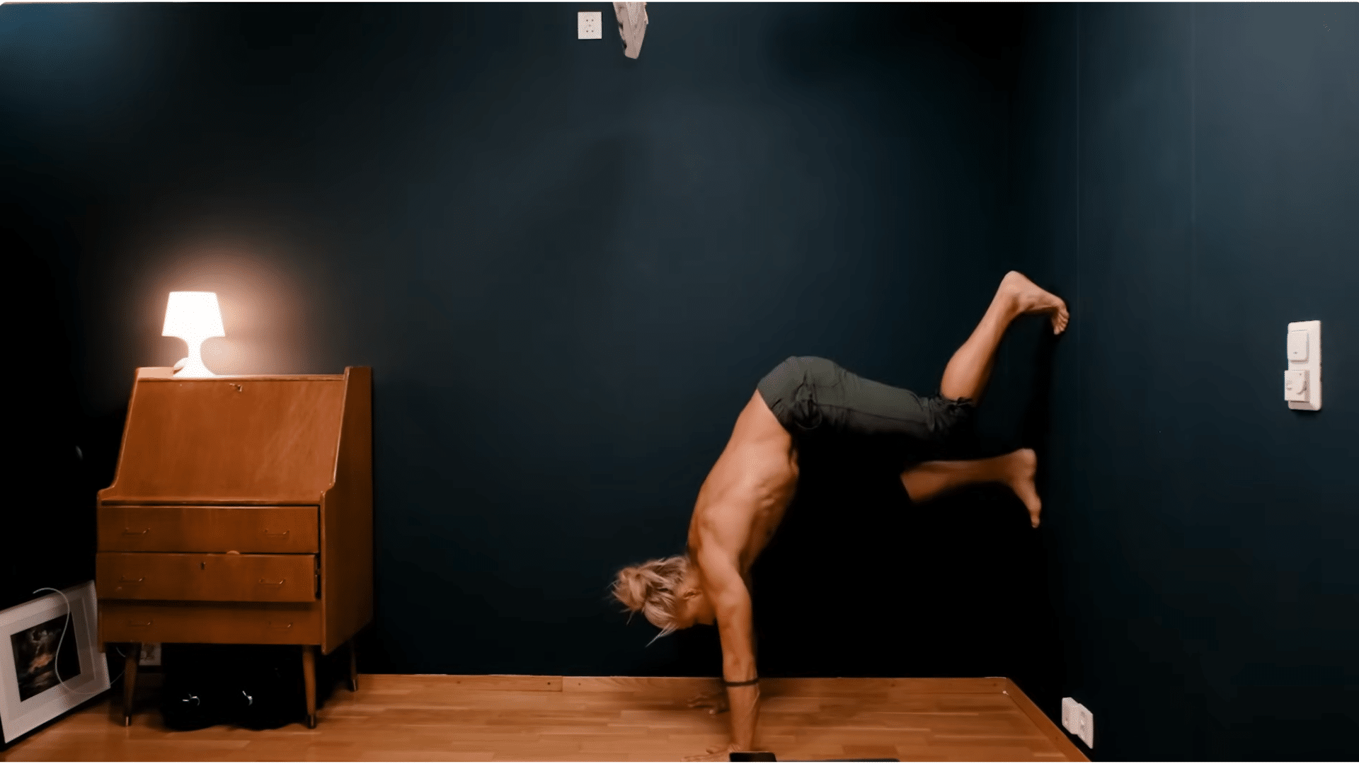 step-2-get-strong-enough-to-hold-yourself-up.png