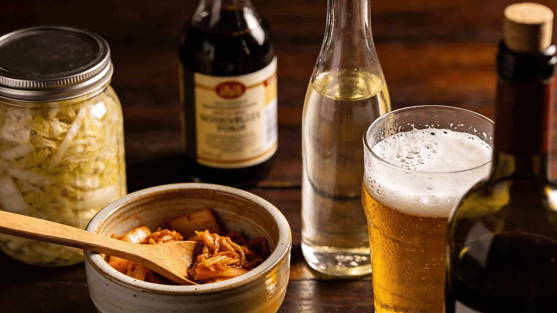 sauerkraut, kimchi, soy sauce, vinegar, beer, and wine as high histamine fermented foods to avoid