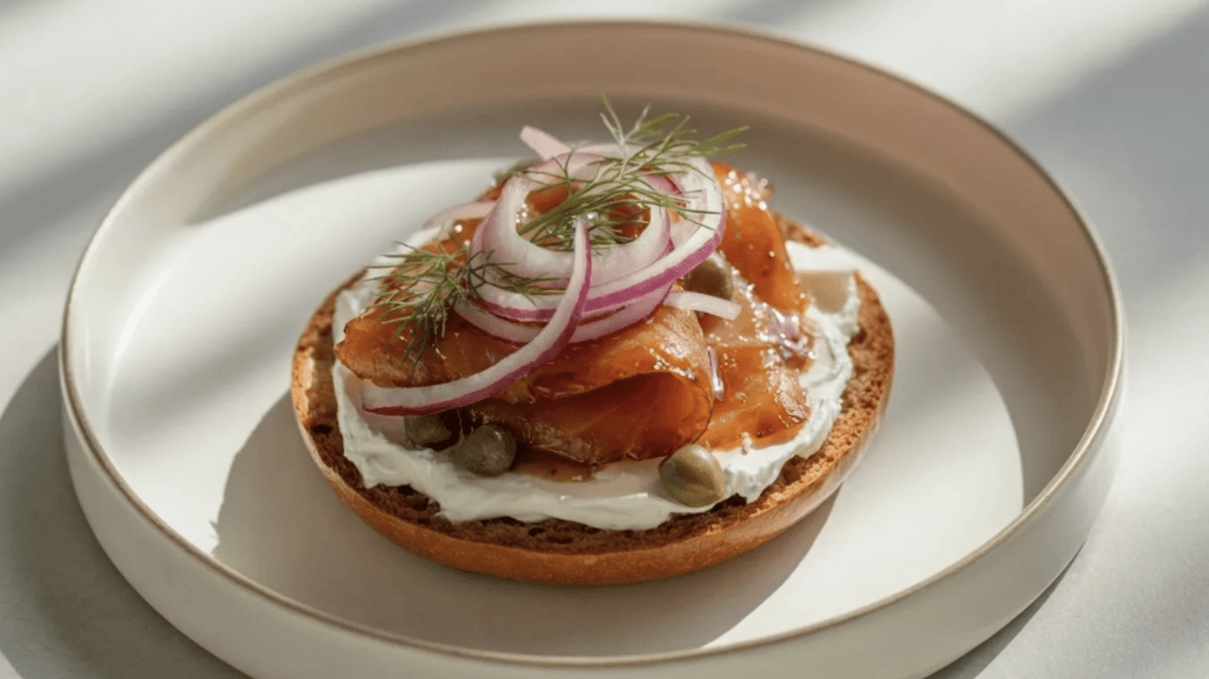 Smoked Salmon Bagel Thin Plate